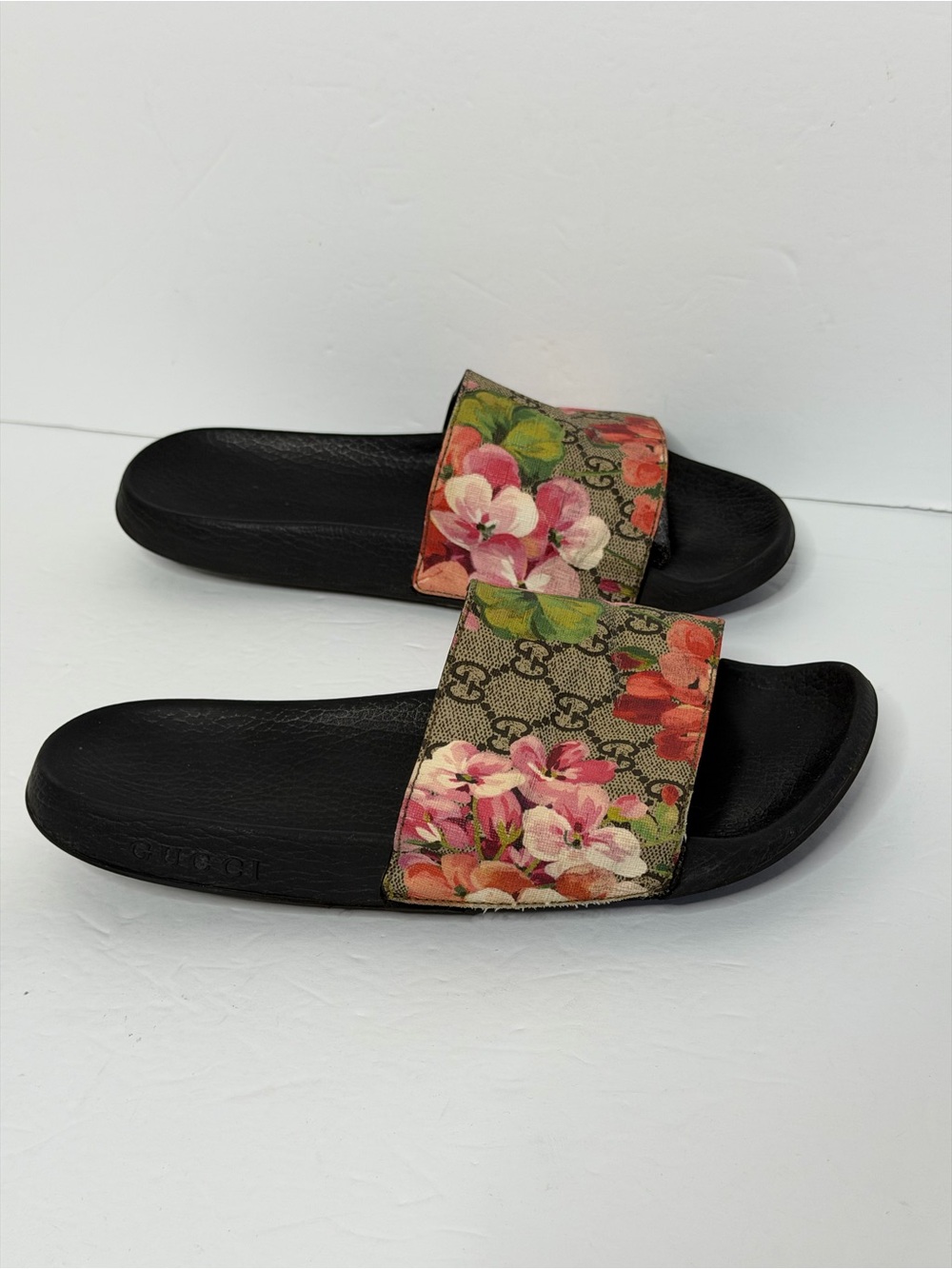 Gucci GG Blooms Supreme Slide Flats Sandals Floral Multicolor Size 40/ US 9.5-10